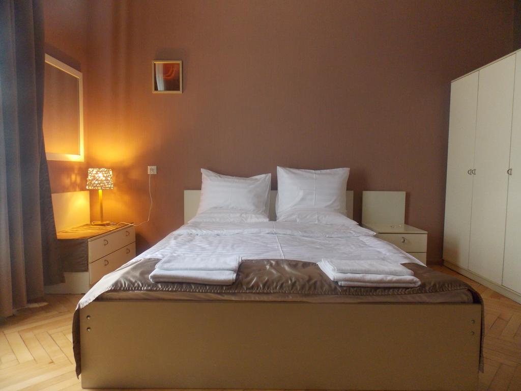 Hotel Almi Ахалцихе Стая снимка