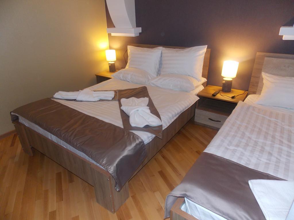 Hotel Almi Ахалцихе Екстериор снимка