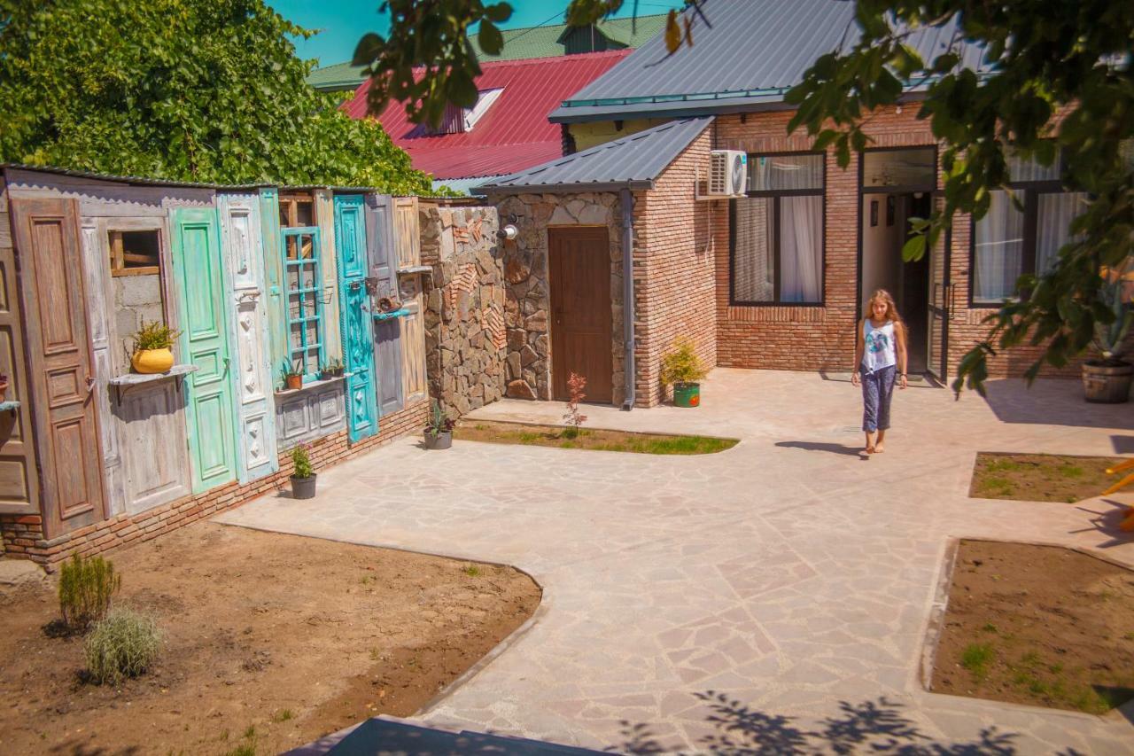 Hotel Almi Ахалцихе Екстериор снимка
